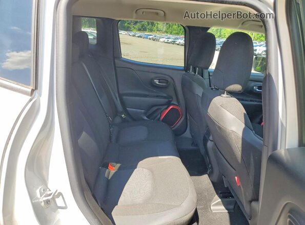 ZACCJBCT6GPD48868 2016 JEEP RENEGADE Silver Rear interior view