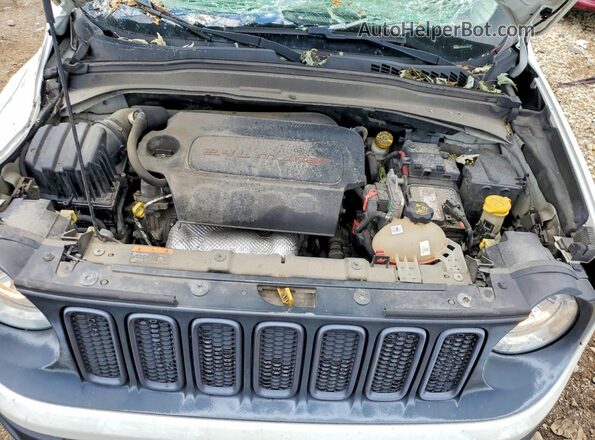 ZACCJBCT6GPE26257 2016 JEEP RENEGADE White Widok komory silnika