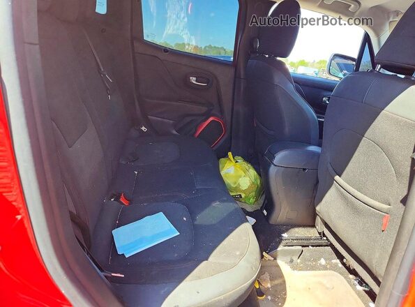 ZACCJBCT8GPC45015 2016 JEEP RENEGADE Red Rear interior view