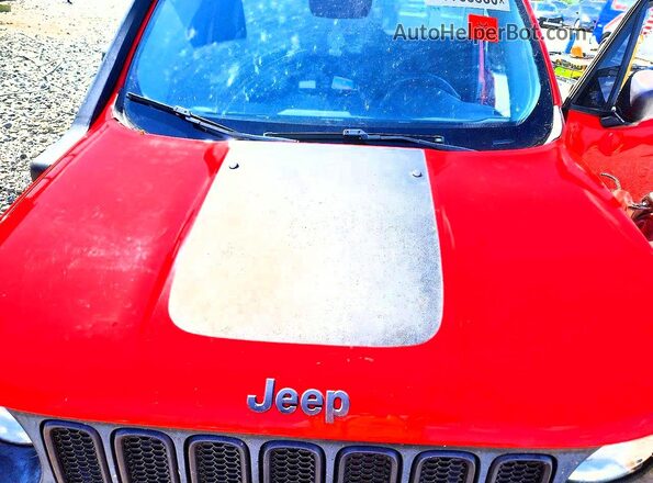 ZACCJBCT8GPC45015 2016 JEEP RENEGADE Red Engine compartment view
