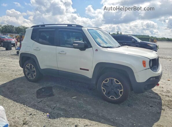 ZACCJBCTXGPD66077 2016 JEEP RENEGADE White Front right