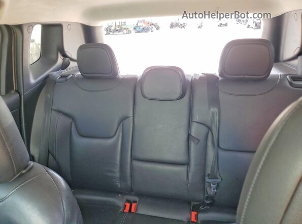 ZACCJBDB5HPF31914 2017 JEEP RENEGADE White Rear seats view