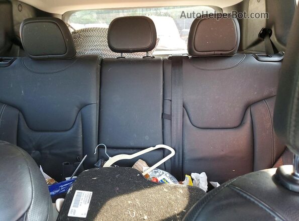 ZACCJBDB9JPH00208 2018 JEEP RENEGADE Gray Widok tylnych siedzeń