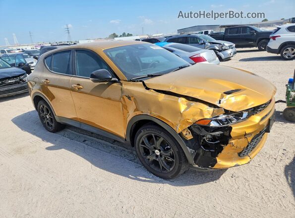 ZACNDFAN3R3A42233 2024 DODGE OTHER Золотой Передняя правая четверть