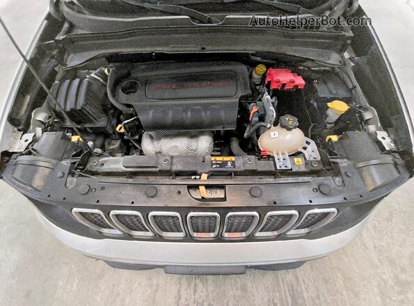 ZACNJAAB0LPL39152 2020 JEEP RENEGADE Silver Շարժիչի բաժամունքի տեսք