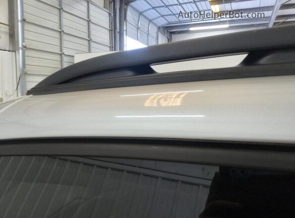 ZACNJAAB0LPL39152 2020 JEEP RENEGADE Silver 