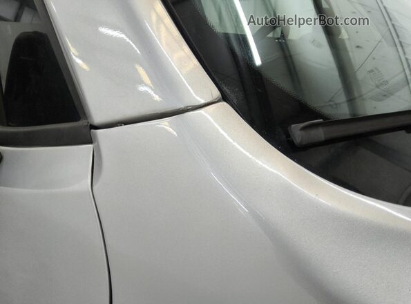 ZACNJAAB0LPL39152 2020 JEEP RENEGADE Silver 