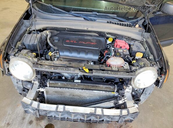 ZACNJAAB5LPL46999 2020 JEEP RENEGADE Black Սալոնի հետևի տեսք
