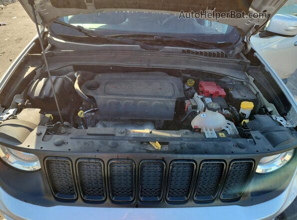 ZACNJABB0LPL31342 2020 JEEP RENEGADE Gray Vista interior trasera