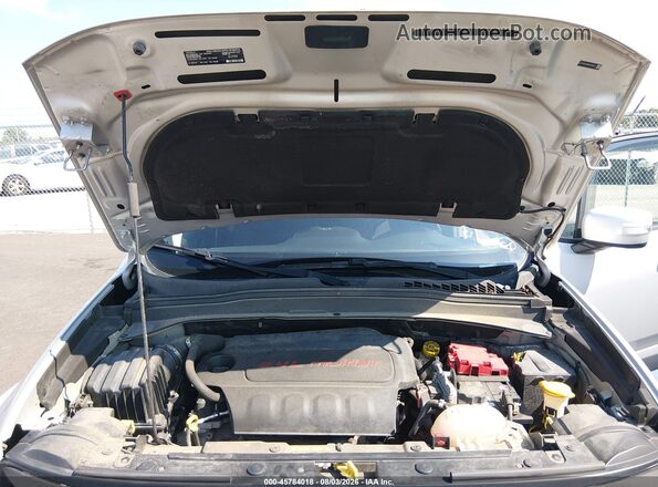 ZACNJABB4KPK48916 2019 JEEP RENEGADE Silver Vista trasera