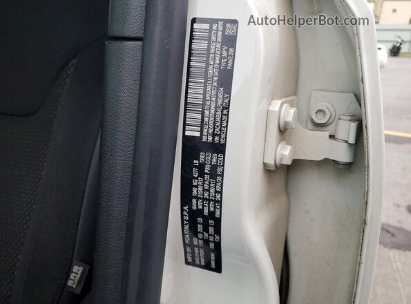 ZACNJABB4LPM04504 2020 JEEP RENEGADE White Вид наклейки з VIN-кодом