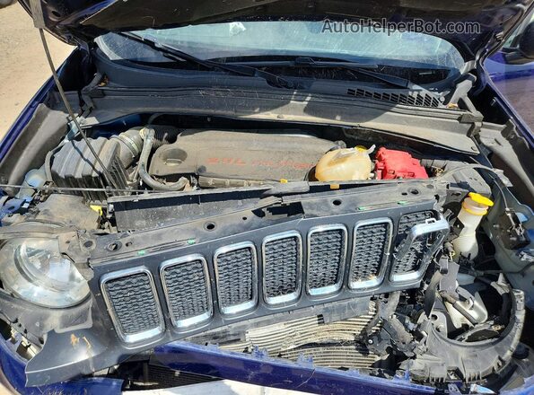 ZACNJBAB5KPJ96235 2019 JEEP RENEGADE Blue Rear interior view