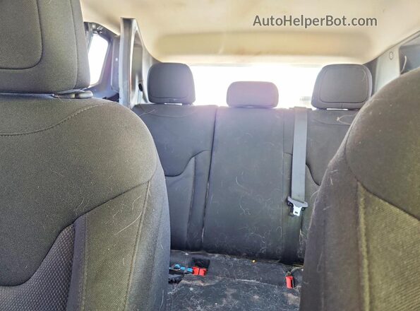 ZACNJBABXLPL32943 2020 JEEP RENEGADE Blue Вид задніх сидінь