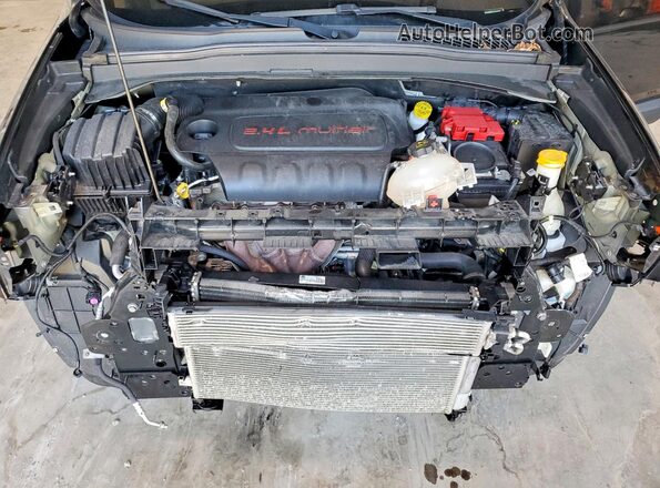 ZACNJBBB2LPL29338 2020 JEEP RENEGADE Черный Вид подкапотного пространства