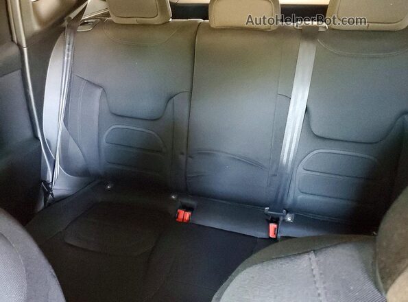 ZACNJBBB2LPL29338 2020 JEEP RENEGADE Черный Вид задних сидений