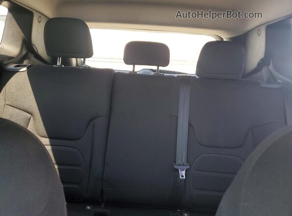 ZACNJBBB5KPJ76369 2019 JEEP RENEGADE Черный Вид задних сидений