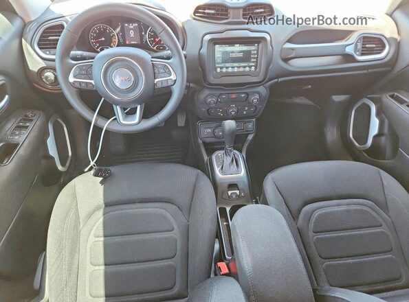 ZACNJBBB9KPK04206 2019 JEEP RENEGADE Gray Widok deski rozdzielczej