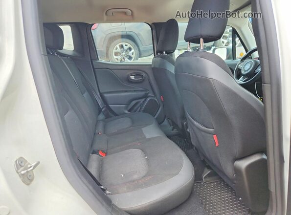 ZACNJBC12LPL47053 2020 JEEP RENEGADE White Հետևի նստատեղերի տեսք