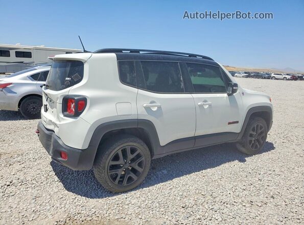 ZACNJBC16KPK09935 2019 JEEP RENEGADE White Rear right