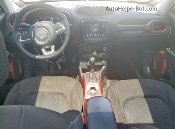 ZACNJBC16KPK09935 2019 JEEP RENEGADE White Dashboard view