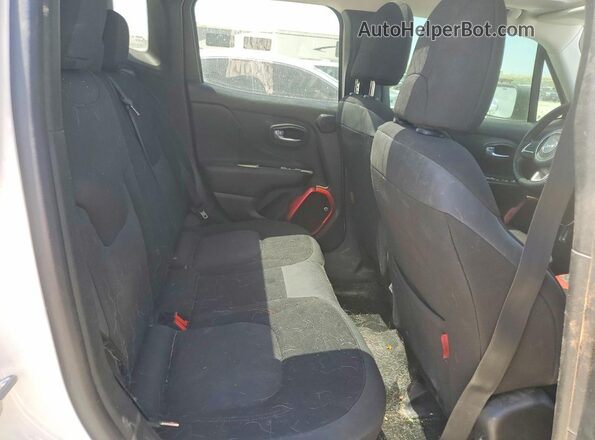 ZACNJBC16KPK09935 2019 JEEP RENEGADE White Rear seats view