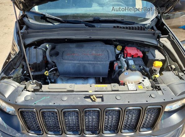 ZACNJCABXMPM65189 2021 JEEP RENEGADE Black Engine compartment view