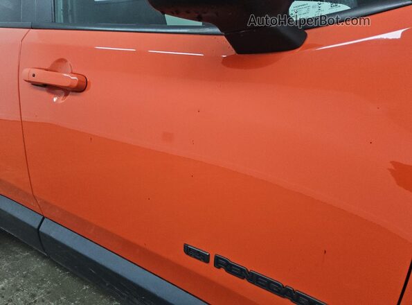 ZACNJCB12MPN27738 2021 JEEP RENEGADE Orange 