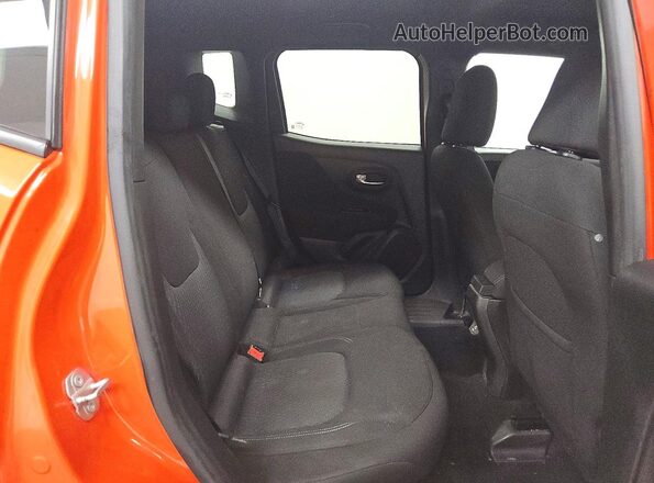 ZACNJCB12MPN27738 2021 JEEP RENEGADE Orange Widok wnętrza z tyłu