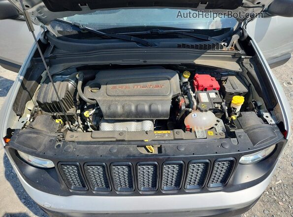 ZACNJDAB8MPM23786 2021 JEEP RENEGADE Silver Вид підкапотного простору
