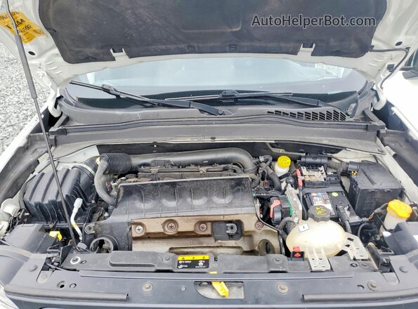 ZACNJDAB9MPM22064 2021 JEEP RENEGADE White Vista del compartimento del motor