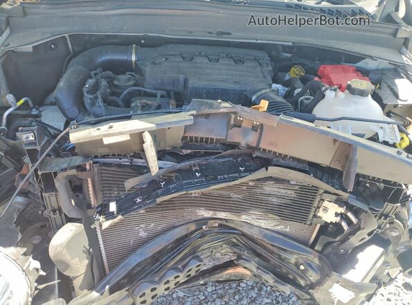 ZACNJDB11PPP34440 2023 JEEP RENEGADE White Vista del compartimento del motor