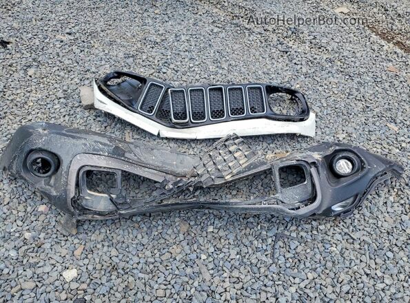 ZACNJDB11PPP34440 2023 JEEP RENEGADE White Vista de la etiqueta del VIN