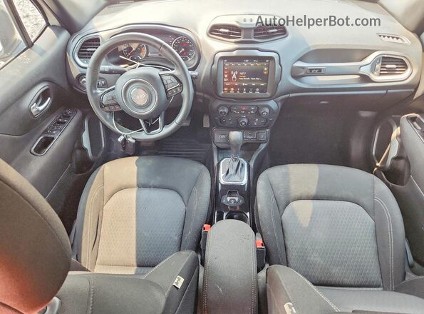 ZACNJDB12MPN24599 2021 JEEP RENEGADE Белый Вид панели приборов