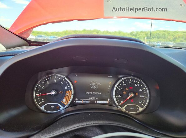 ZACNJDB13PPP45133 2023 JEEP RENEGADE Red Instrument cluster view