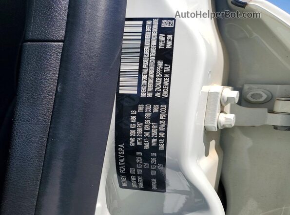 ZACNJDB15PPP54481 2023 JEEP RENEGADE White Engine compartment view