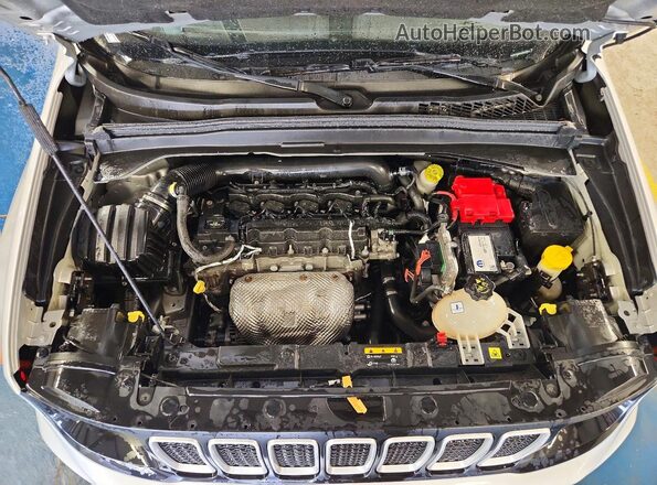 ZACNJDBB2MPM96859 2021 JEEP RENEGADE Silver Շարժիչի բաժամունքի տեսք