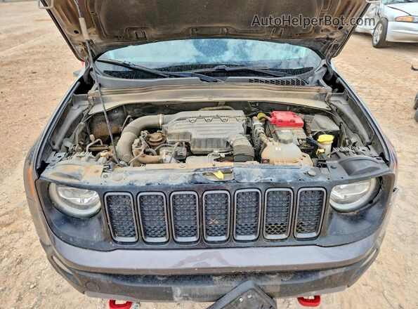 ZACNJDC11MPM71392 2021 JEEP RENEGADE Угольный Вид задней части салона