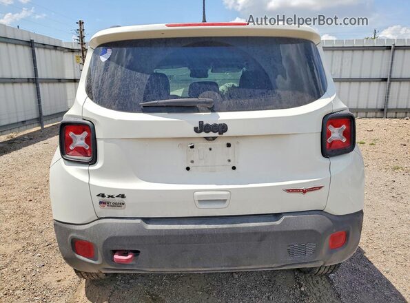 ZACNJDC11PPP23663 2023 JEEP RENEGADE White Вид ззаду