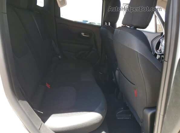 ZACNJDC16PPP67951 2023 JEEP RENEGADE White Вид задньої частини салону