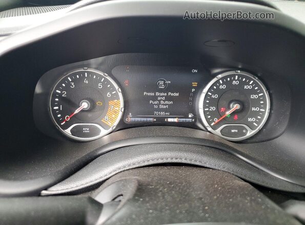 ZACNJDC1XMPN35770 2021 JEEP RENEGADE Серебряный Вид щитка приборов