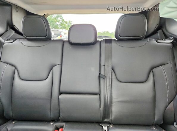 ZACNJDD13NPN48733 2022 JEEP RENEGADE White Вид задніх сидінь