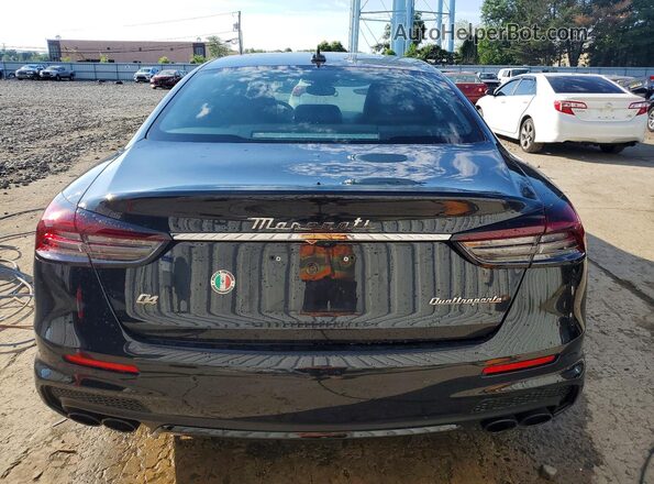 ZAM56YRMXPX422248 2023 MASERATI QUATTROPOR Black Widok z tyłu