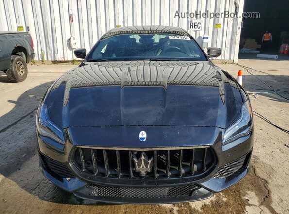 ZAM56YRMXPX422248 2023 MASERATI QUATTROPOR Black Widok z przodu
