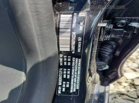 ZAM56YRMXPX422248 2023 MASERATI QUATTROPOR Black Widok komory silnika
