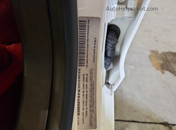 ZAM57RSS1H1212749 2017 MASERATI GHIBLI White Widok komory silnika