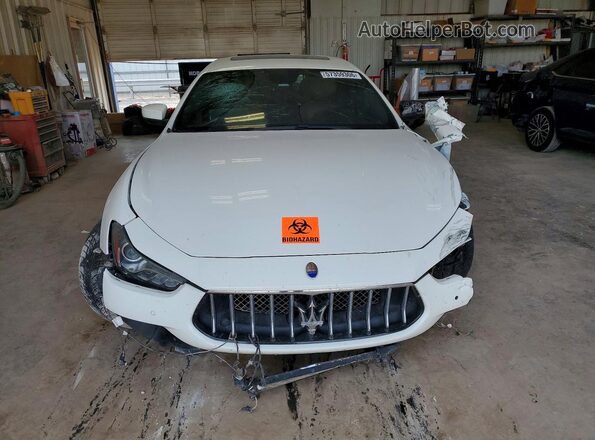 ZAM57XSA0K1319407 2019 MASERATI GHIBLI Белый Вид спереди
