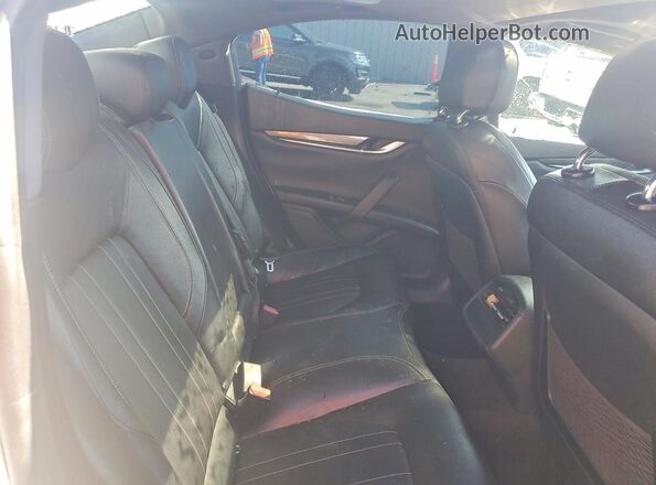 ZAM57XSA1J1281376 2018 MASERATI GHIBLI White Widok tylnych siedzeń