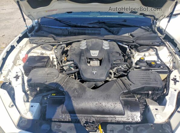 ZAM57XSA1J1281376 2018 MASERATI GHIBLI White Widok wnętrza z tyłu