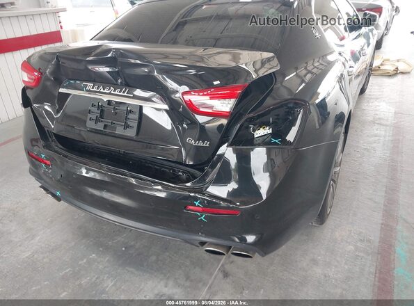 ZAM57XSA4J1299872 2018 MASERATI GHIBLI Black Widok z przodu