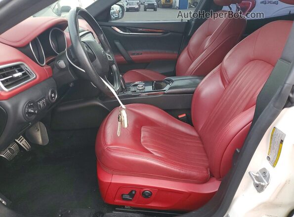 ZAM57XSA8L1351443 2020 MASERATI GHIBLI White Widok wnętrza z przodu